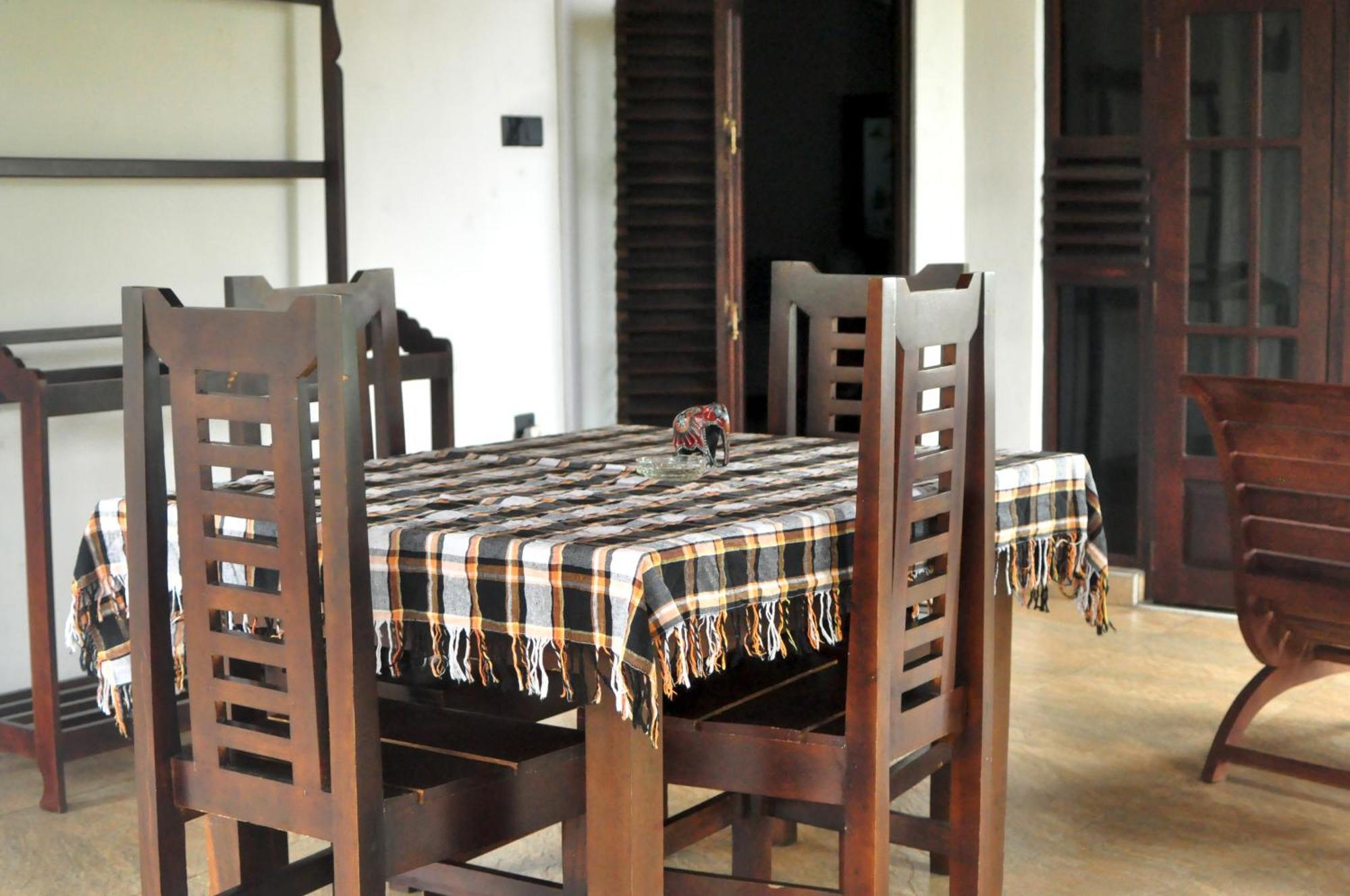 Southern Entry Dikwella Luaran gambar